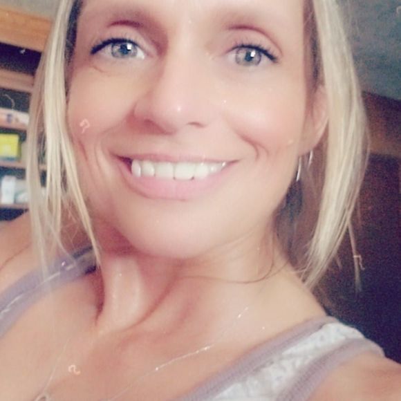 Meet your Posher, Robin - Picture 1 of 1